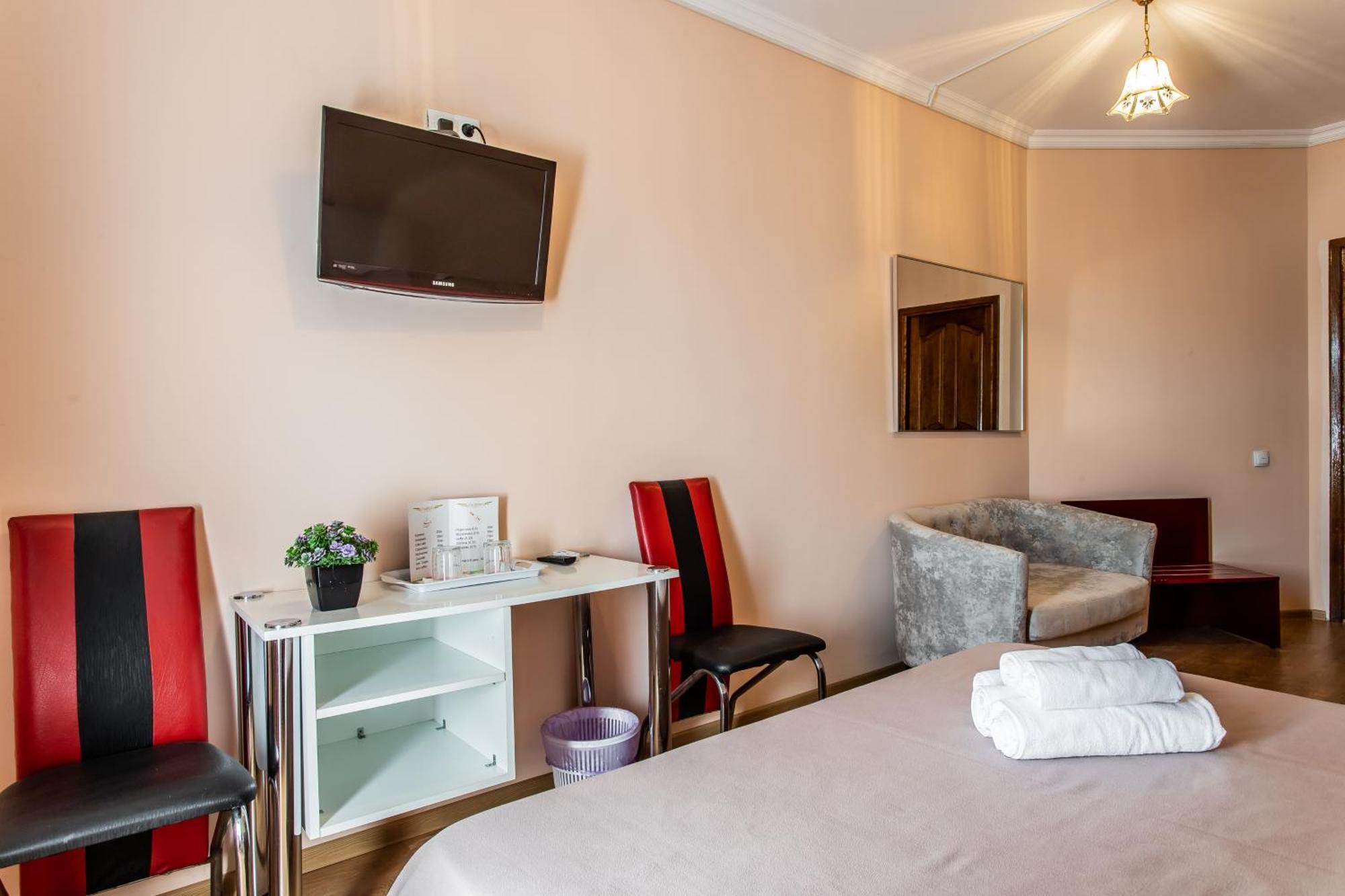 Star Rent Hotel Chisinau Exterior foto
